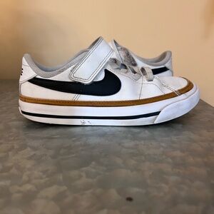 Nike Kids Court Legacy